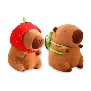 Pelúcia Capivara Com Mochila Tartaruga Ou Morango